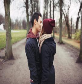 هنگام بوسیدن همسرتان چه اتفاقاتی در بدن شما رخ می دهد؟